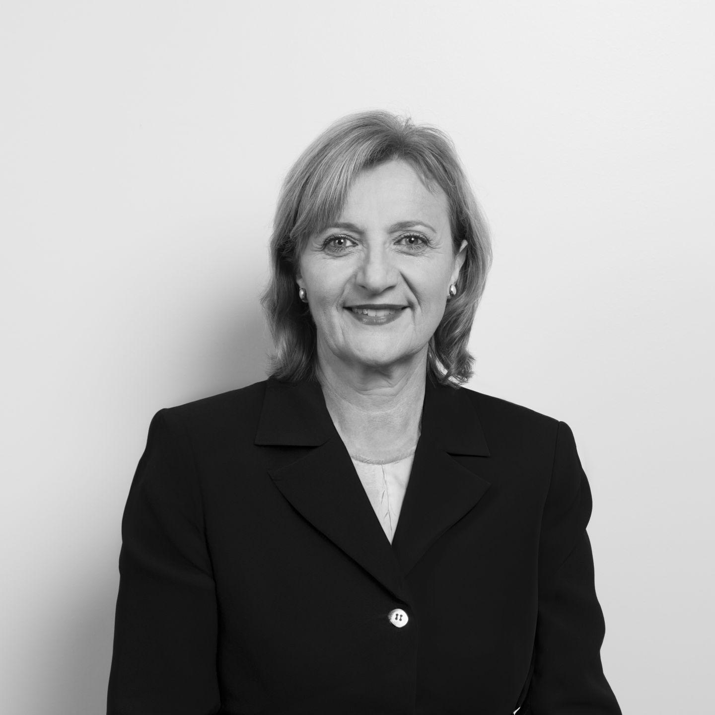 Deborah M Barker
